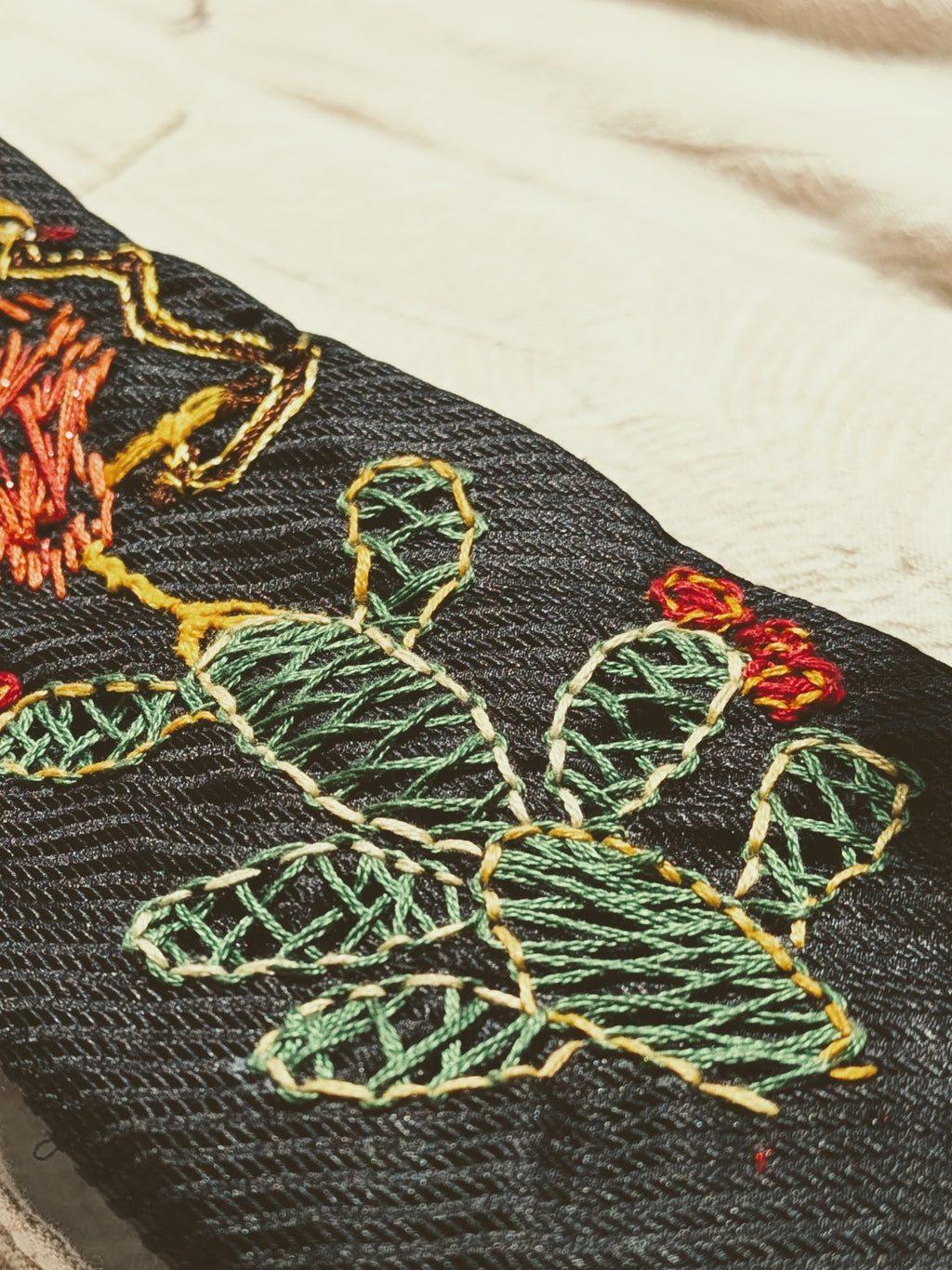 Golden Eagle - Silk Tie